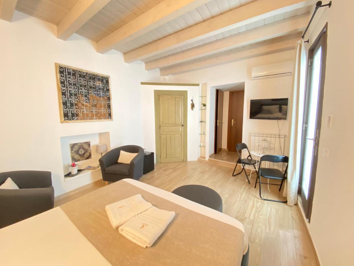 Alloft Palermo Rooms Bagian luar foto