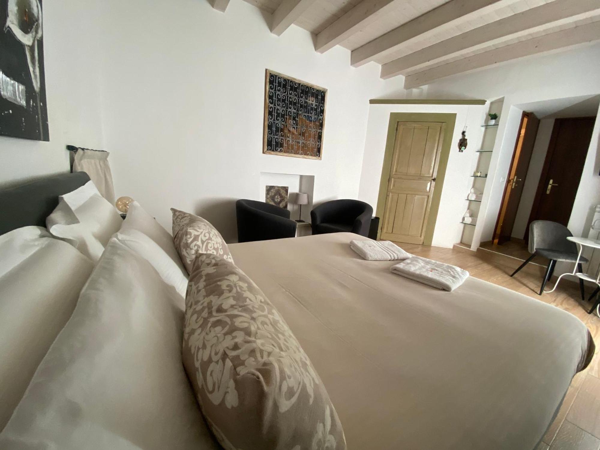 Alloft Palermo Rooms Bagian luar foto